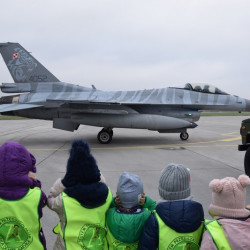 Baza F-16 w Krzesinach - wycieczka